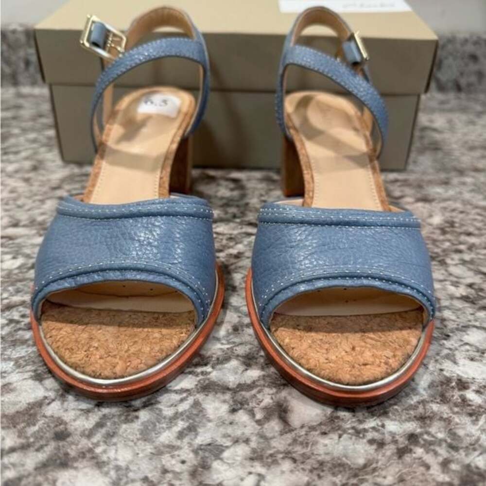Clark’s Ellis Clar Blue Leather Women's Sandals